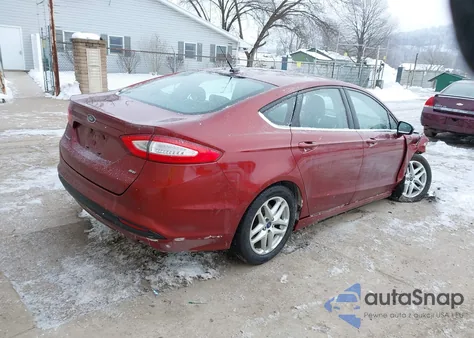 2014 Ford Fusion Se z USA, uszkodzony, nr VIN 3FA6P0H76ER289924
